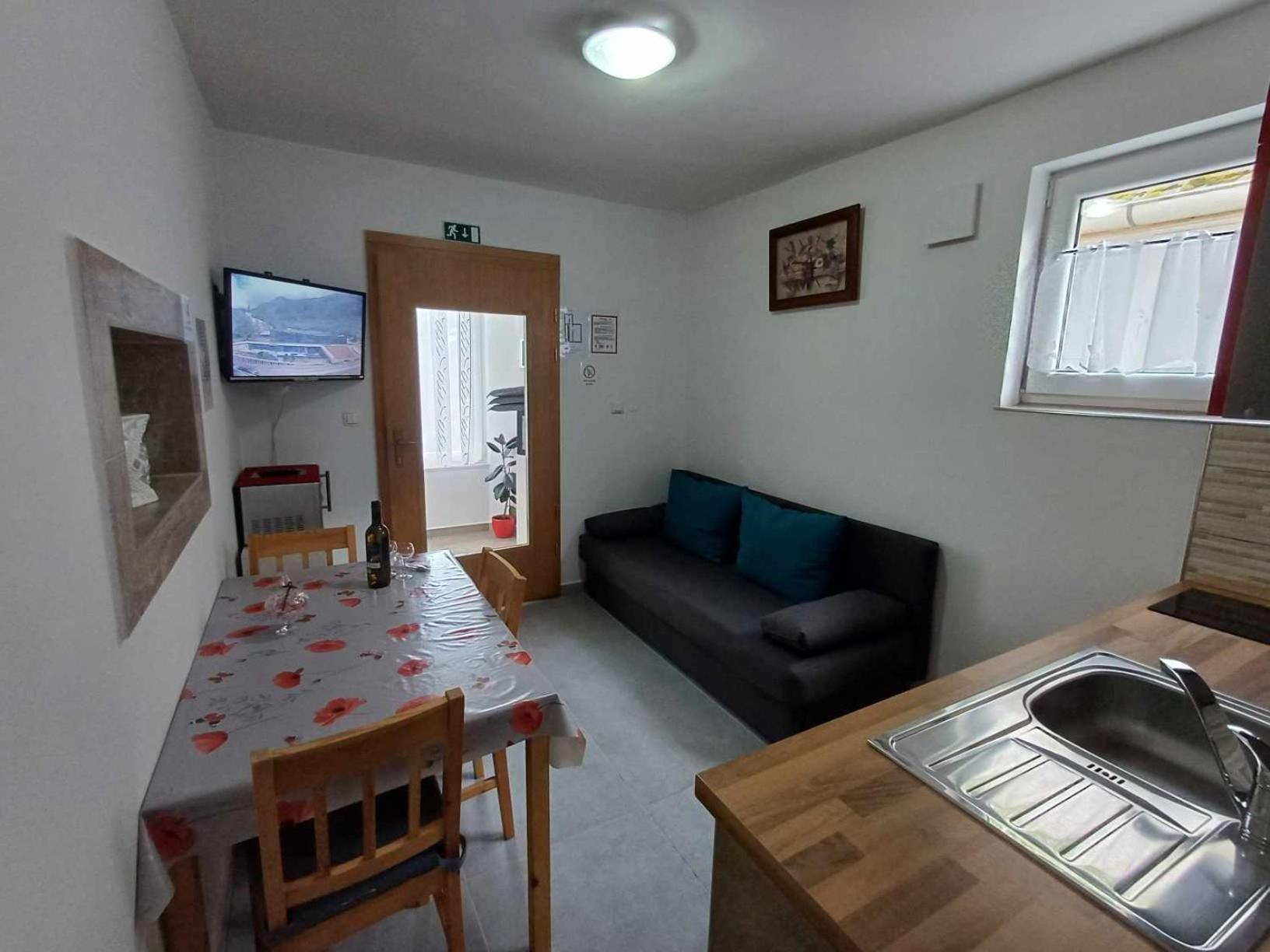 Apartmaji Slatenik Бовец Экстерьер фото