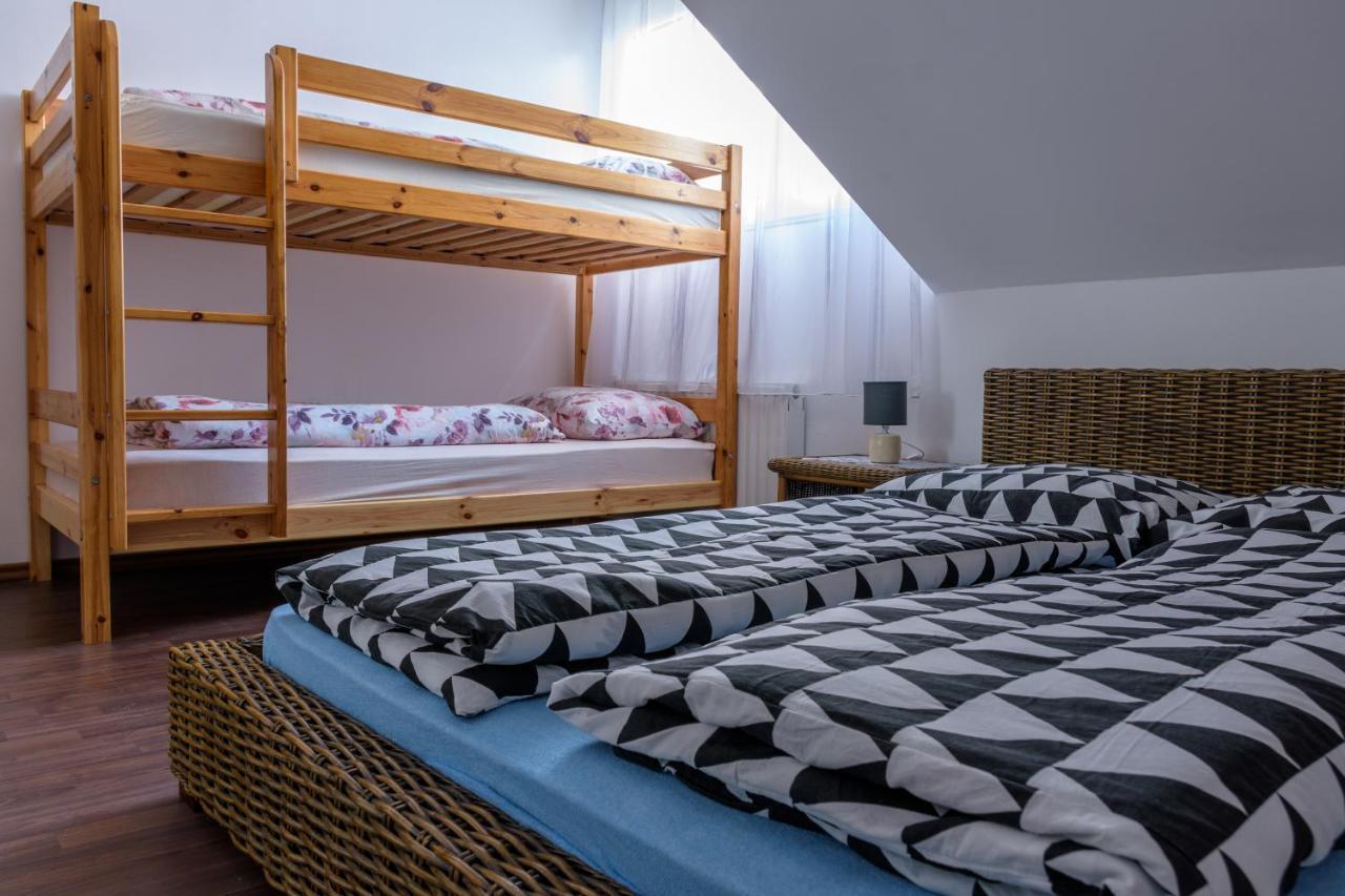 Apartmaji Slatenik Бовец Экстерьер фото